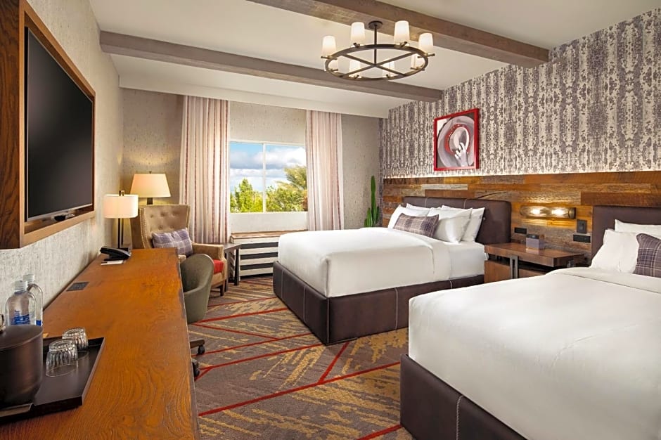Silverton Casino Lodge - Newly Renovated