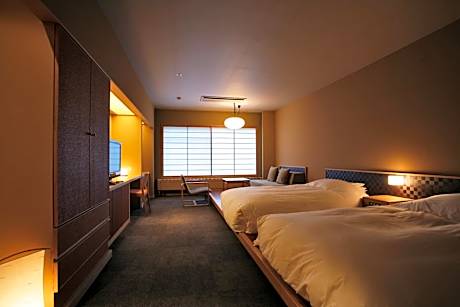 【Female Only】Deluxe Twin Room - Non-Smoking