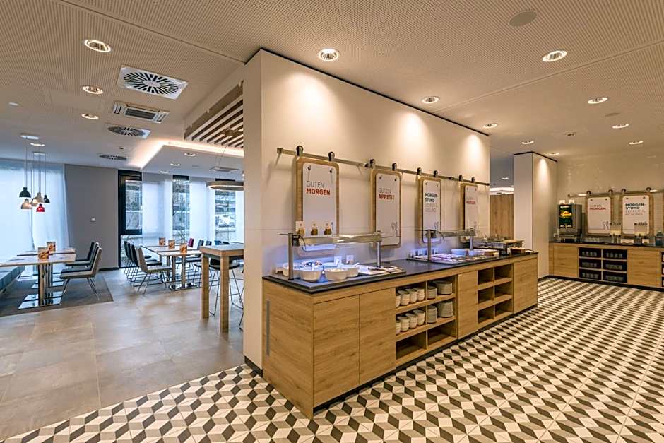 Holiday Inn Express Wuppertal Hauptbahnhof By IHG