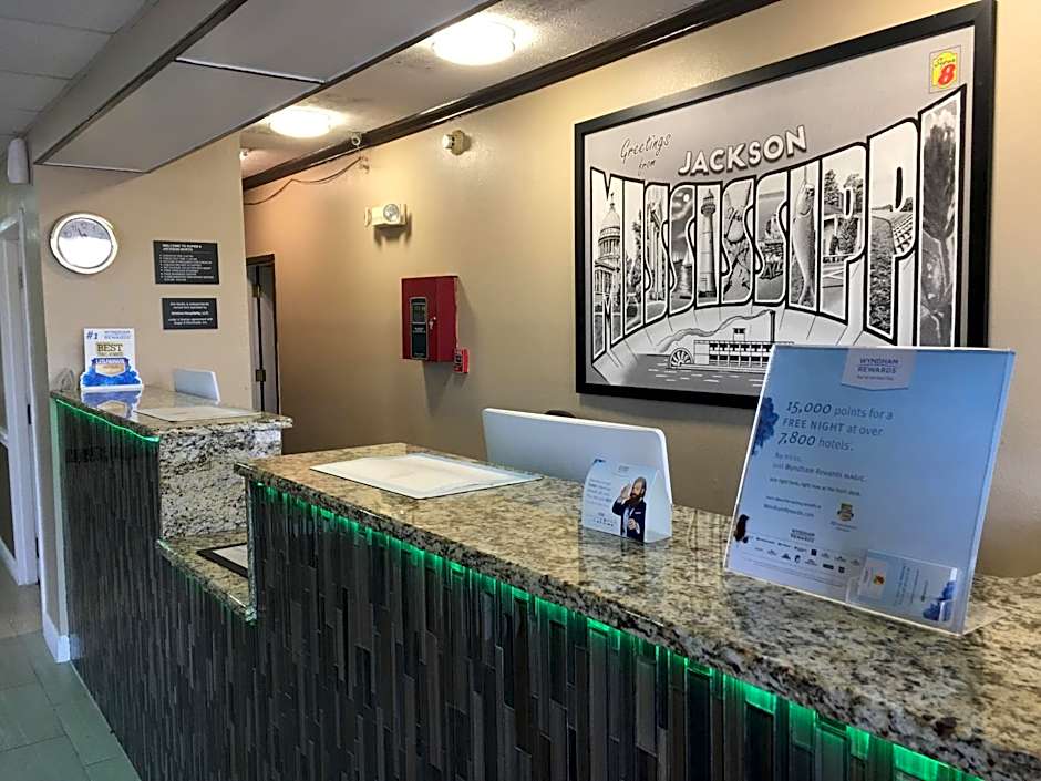 Super 8 by Wyndham Jackson/Ridgeland