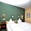 Hotel Altmünchen by Blattl
