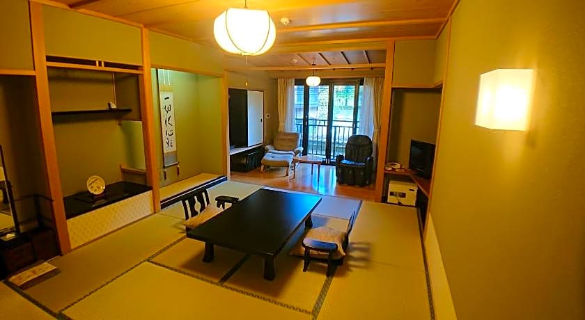 Kasuga Hotel