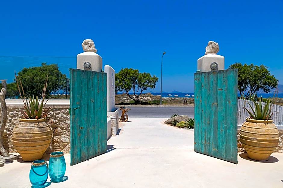 White Pearls-Adults Only Luxury Suites