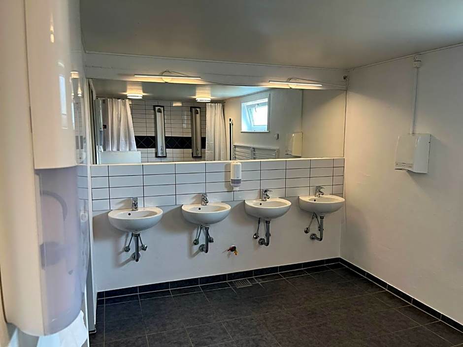 Hirtshals Idrætscenter - Vandrehjem - Hostel