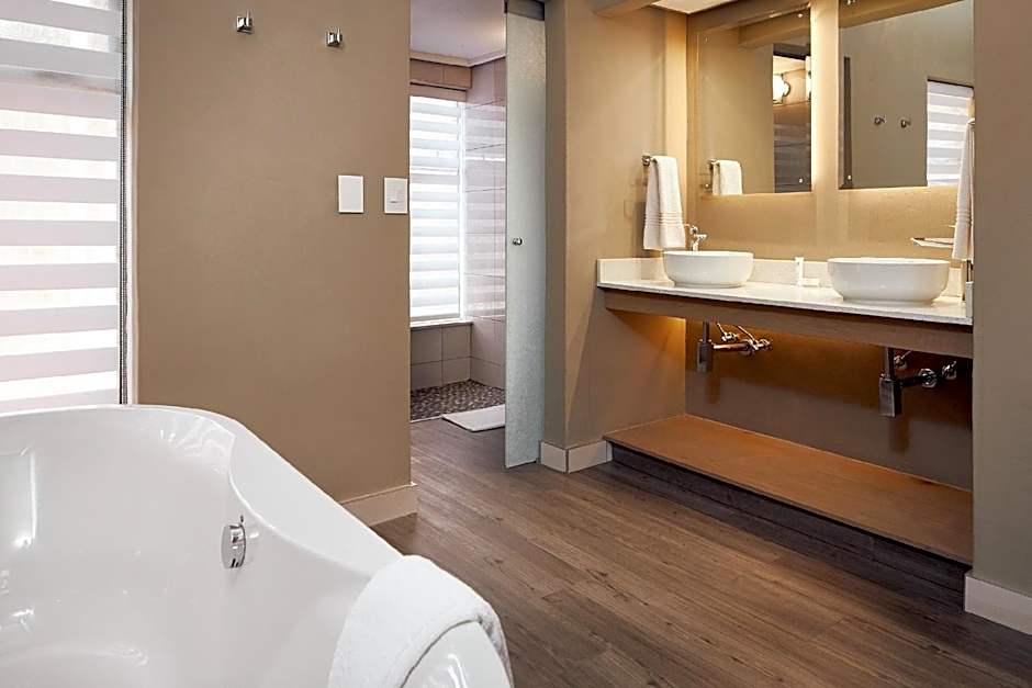 First Group Magalies Park