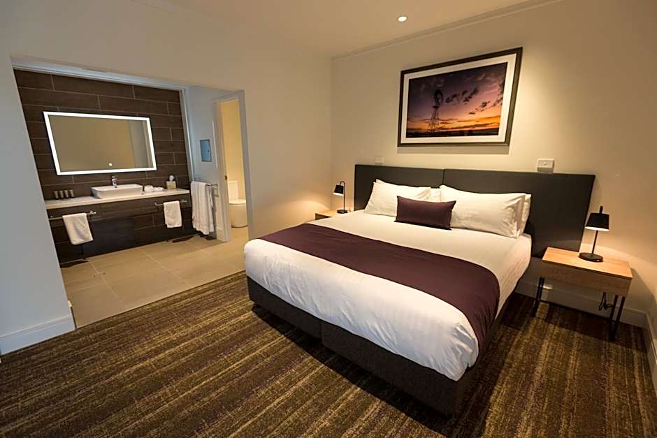 Porter's Plainland Hotel