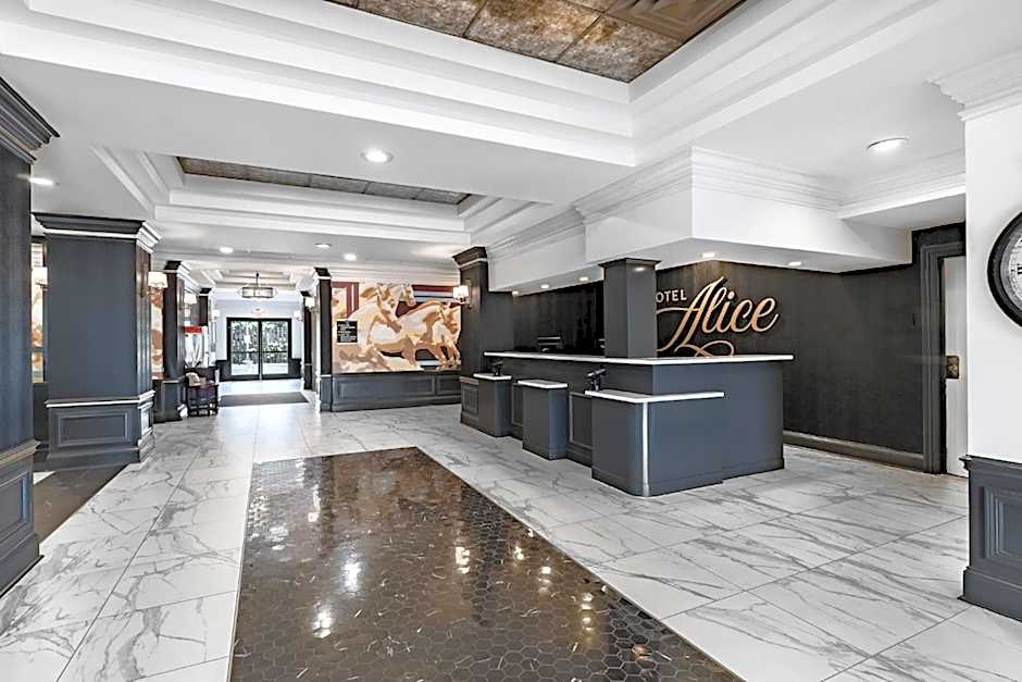 Hotel Alice