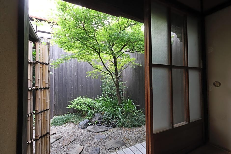 Heiankyu-dairi no yado