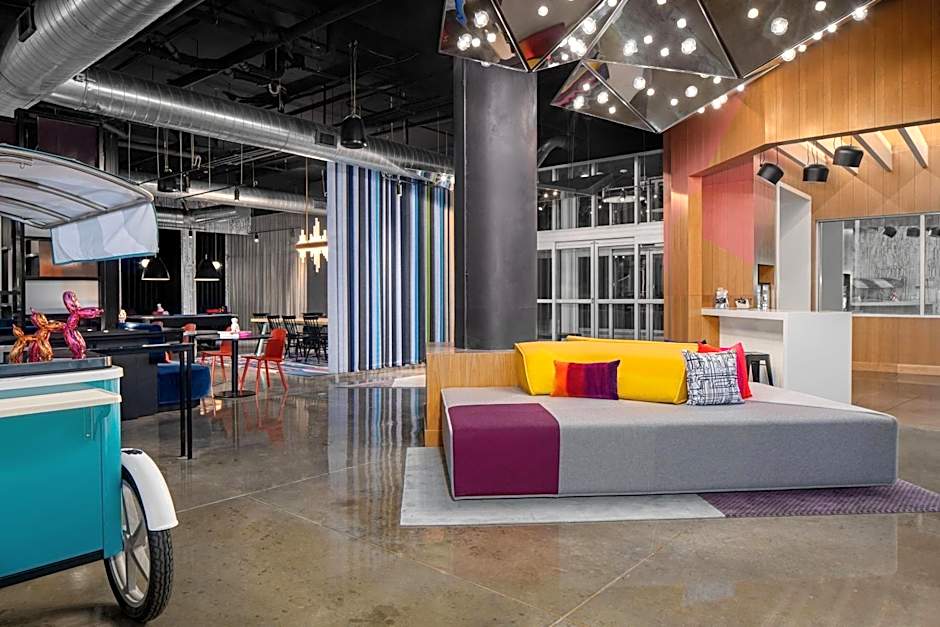 Aloft Houston Shenandoah