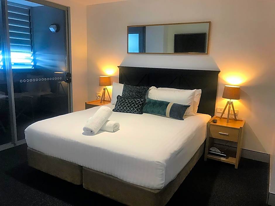 Crown on Darby Apartment