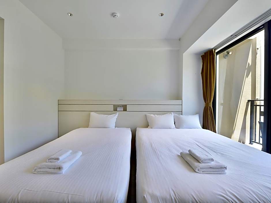 Karry CONDO CHURAUMI