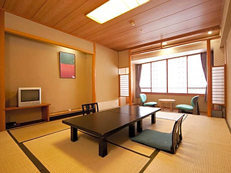 Run of the House with Breakfast - Non-Smoking