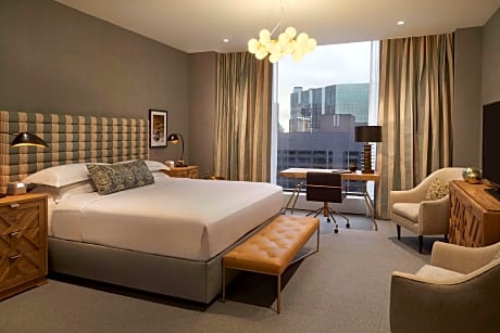 High Park Studio King Suite-top Floor