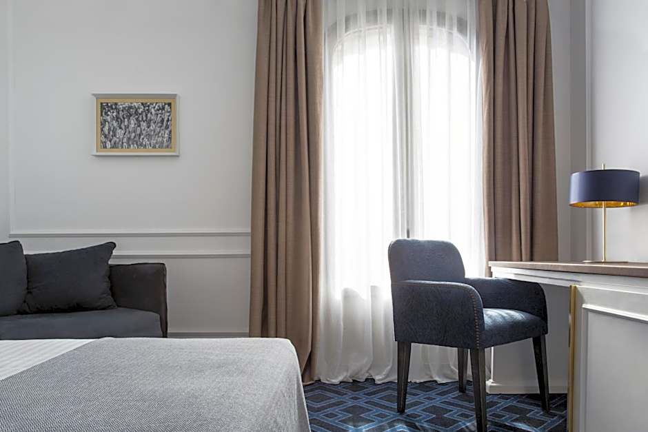 Hotel Midmost by Majestic Hotel Group
