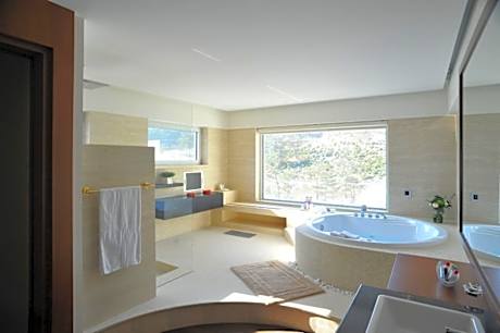 Club Inner Hotel & Resort