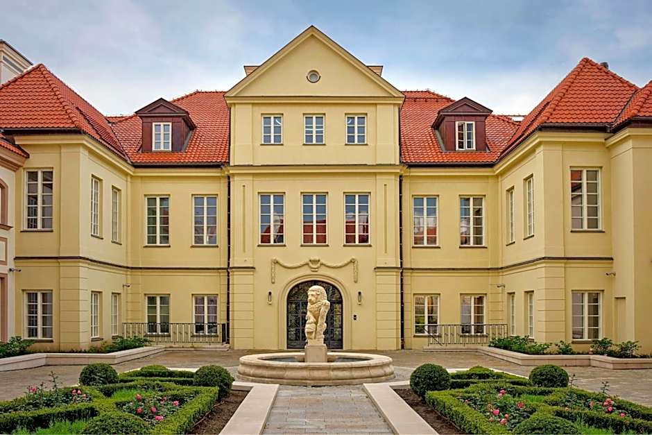 Hotel Verte, Warsaw, Autograph Collection