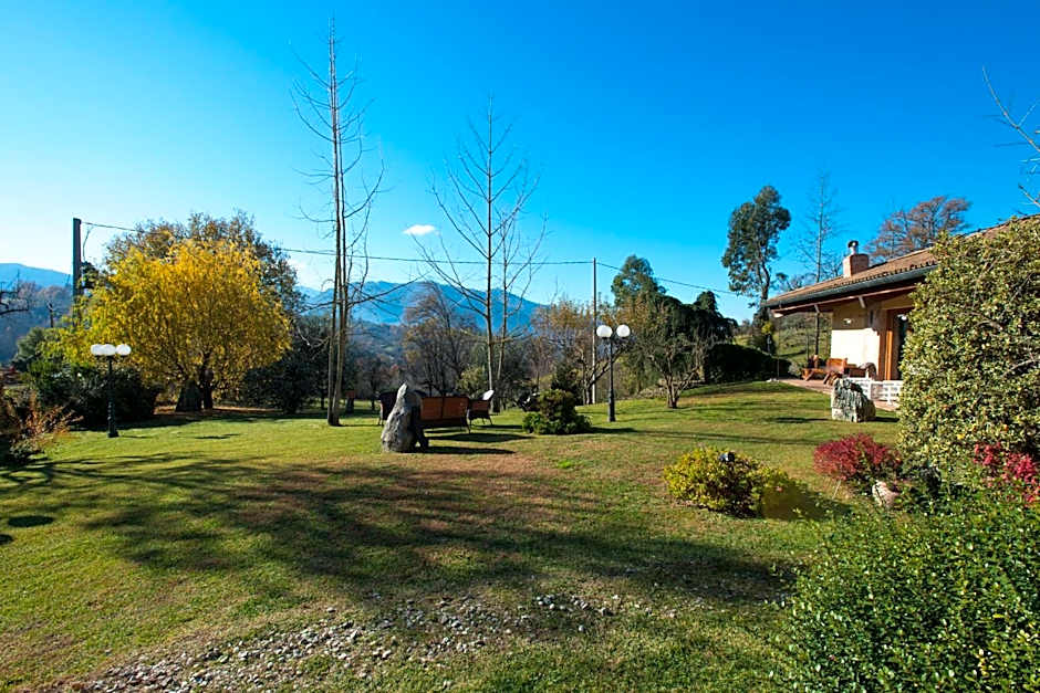 Valle Dell'Aquila Country House