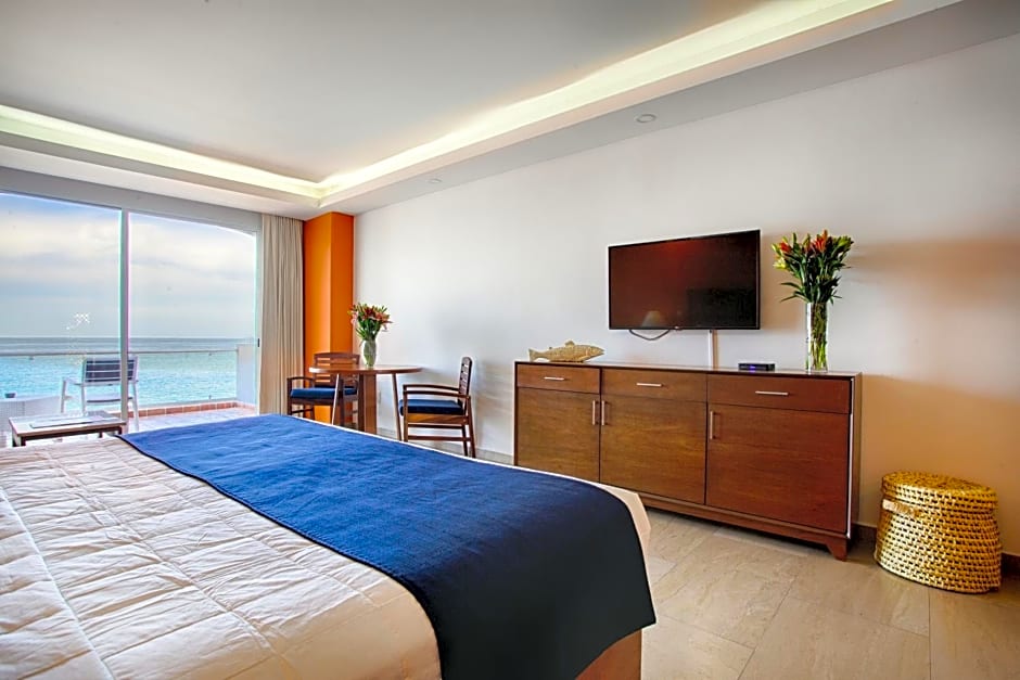 The Paramar Beachfront Boutique Hotel With Breakfast Included - Downtown Malecon