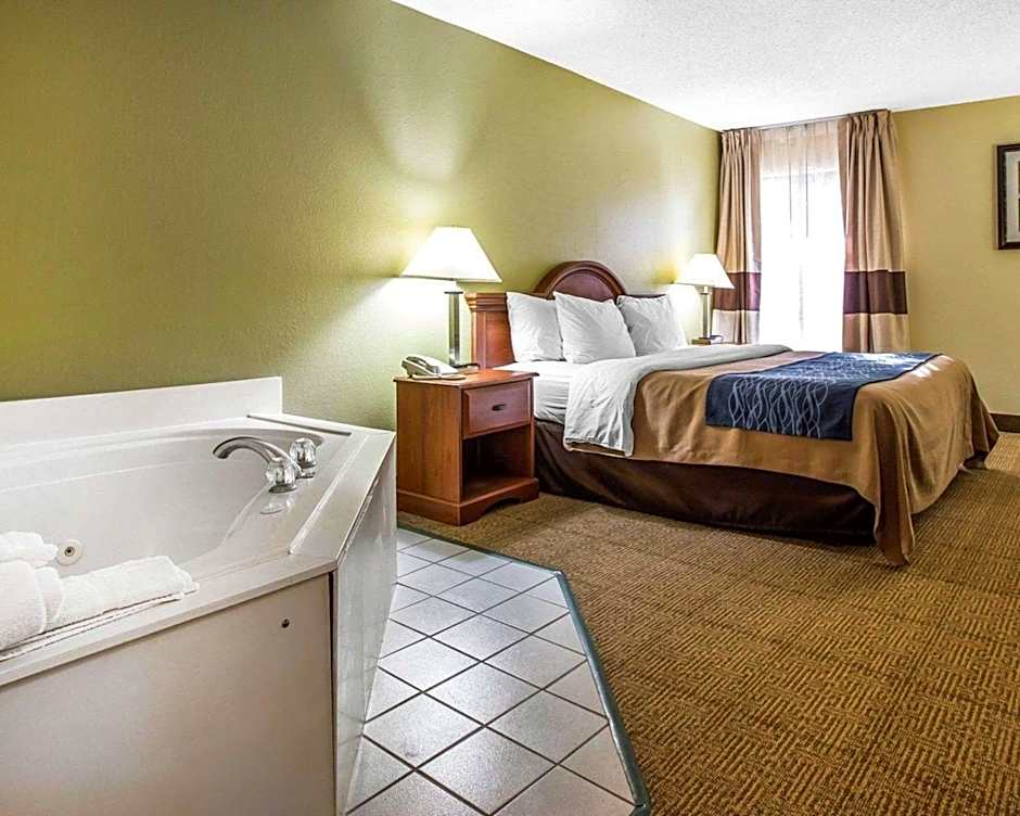 Quality Inn Darien