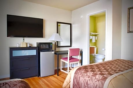 Queen Room with Two Queen Beds