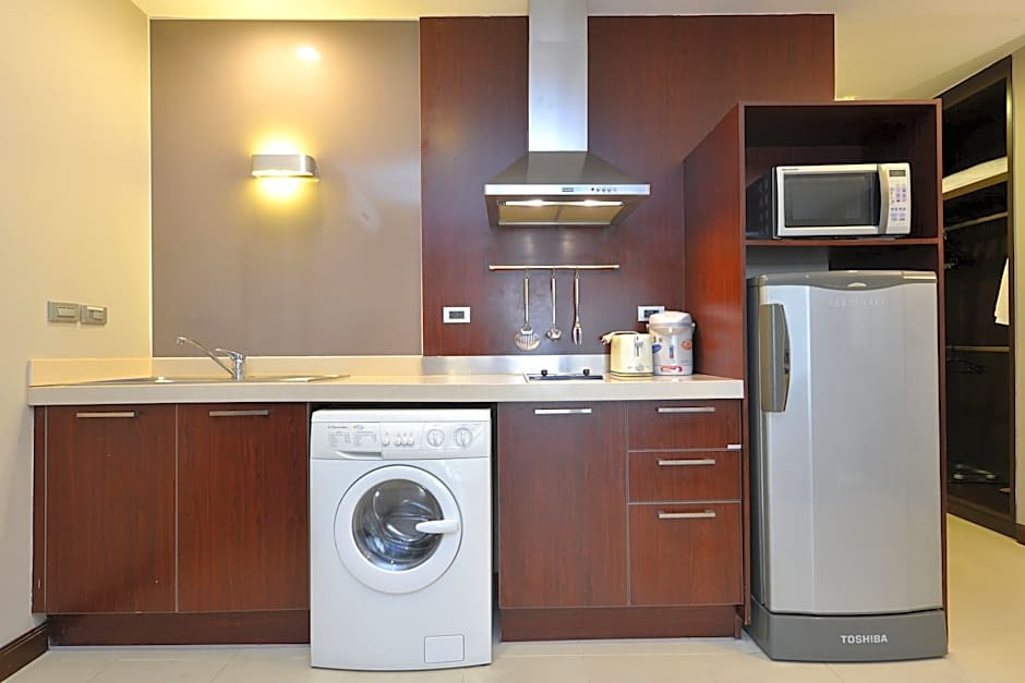 Grand Asoke Suites Boutique Residence