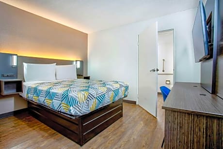 Double Room - Disability Access - Non-Smoking