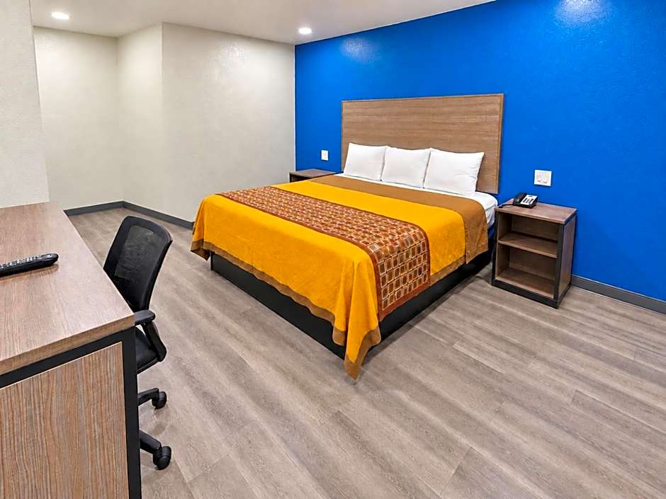 Richmond Inn and Suites