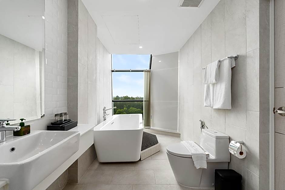 NAKA-RAJ Escape Hotel