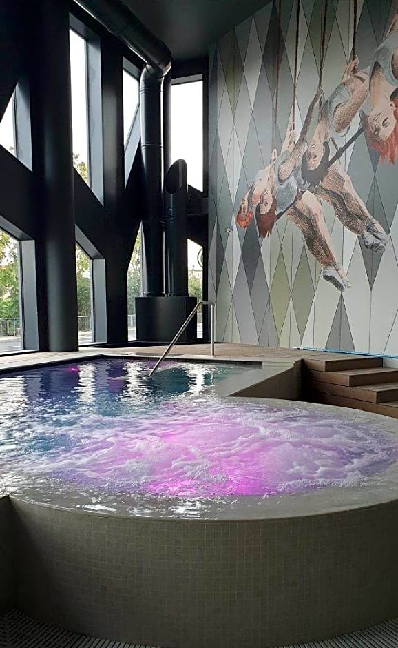 Elite Hotel & Spa