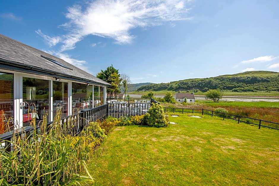 The Galley Of Lorne Inn