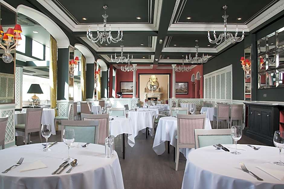 The Bromley Court Hotel