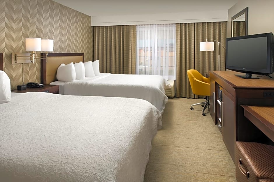 Hampton Inn Kansas City The Legends