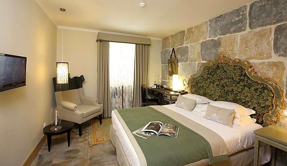 Solar do Castelo - Lisbon Heritage Collection