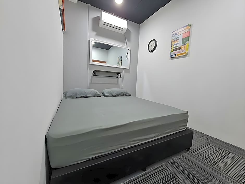 Ayden Hostel KLIA