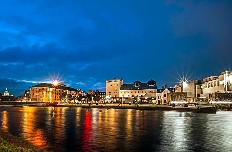 Leonardo Hotel Galway - Formerly Jurys Inn
