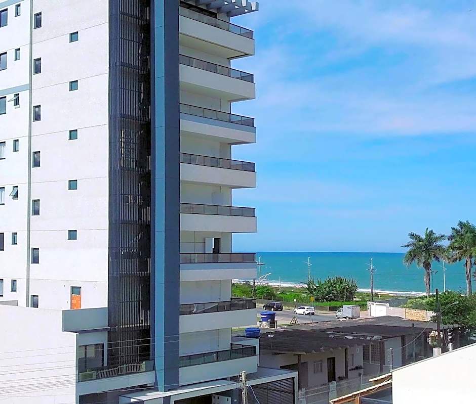 150m da praia em um fantástico edifício em Balneário Piçarras