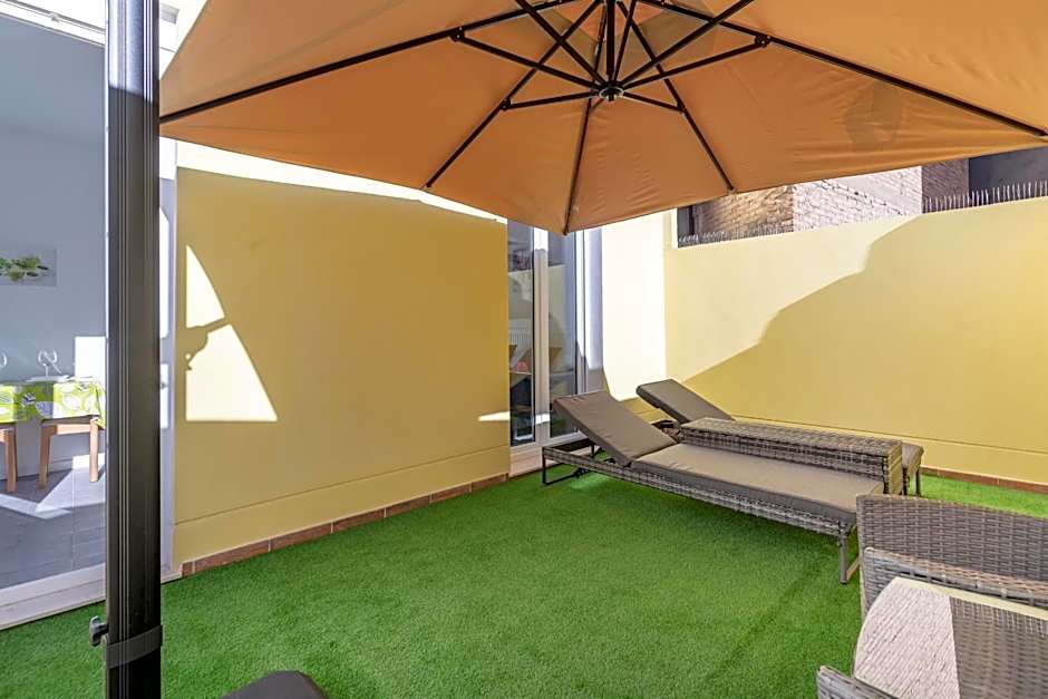 Gorgeous Apt with a Large Private Terrace