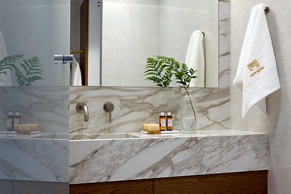 Mirabile Luxury Suites