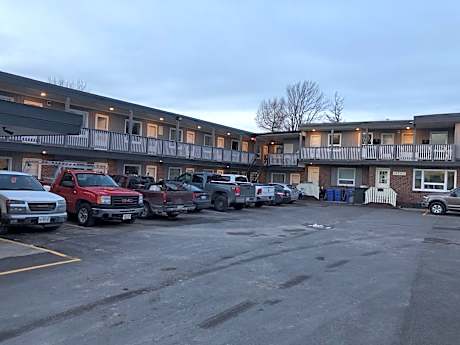 All Seasons Motel