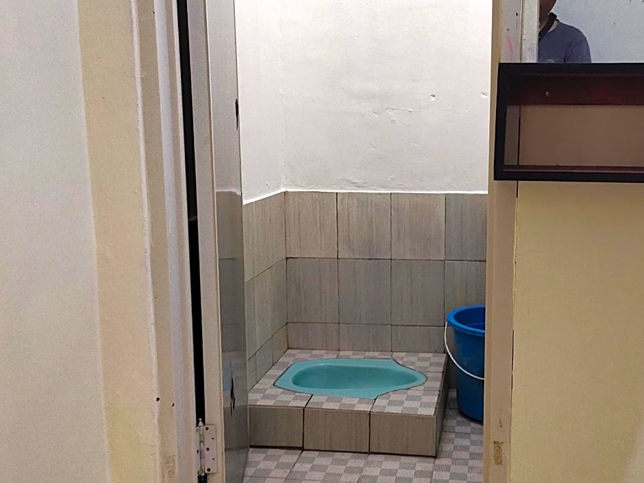 penginapan karanglaut santolo