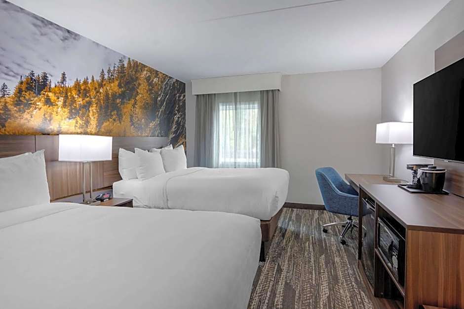 Clarion Pointe Charlottesville