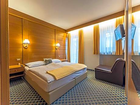 Standard Double Room with Balcony