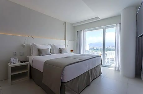 DOUBLE SUPERIOR CITY VIEW