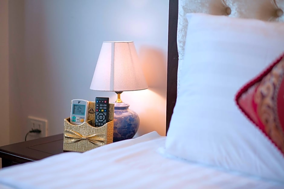 Golden Sail Hotel & Spa