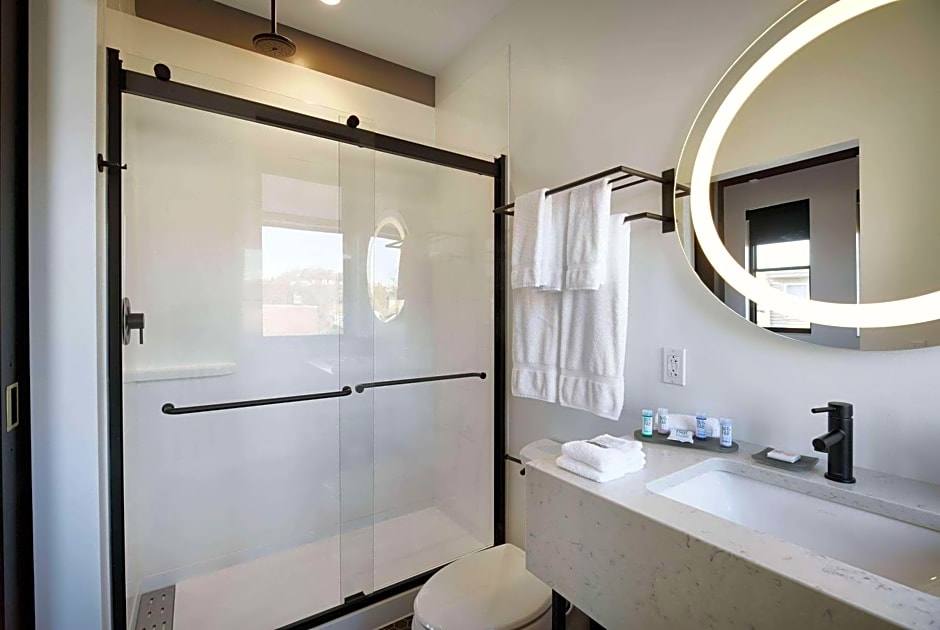 TRYP by Wyndham Pittsburgh/Lawrenceville