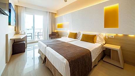 Double Room with Water Park Access