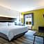 Holiday Inn Express Hotel & Suites Bedford By IHG