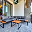 Amazing 1 BR Condo with Terrace - Rooftop Pool