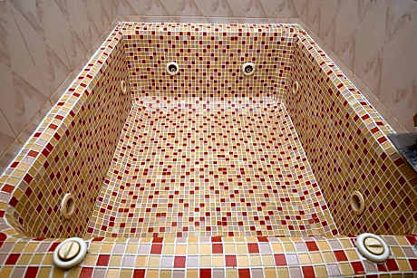 Double Room with Spa Bath