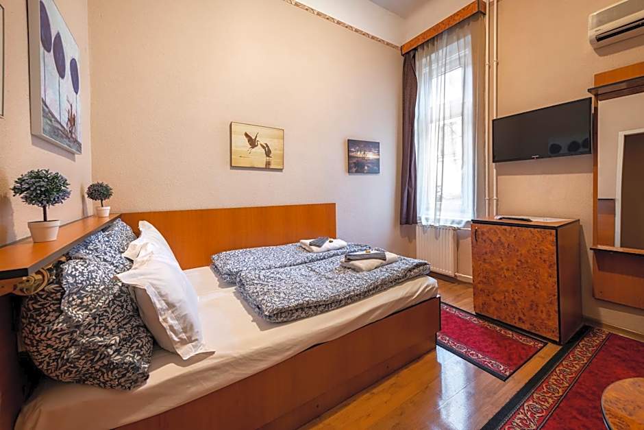 Hotel Kristal Gellért Hill